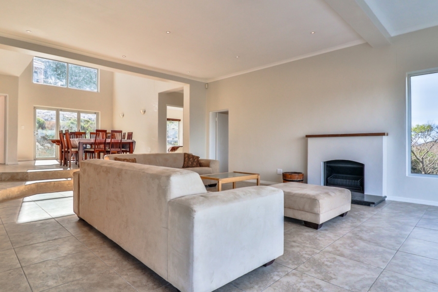 To Let 6 Bedroom Property for Rent in Bettys Bay Western Cape